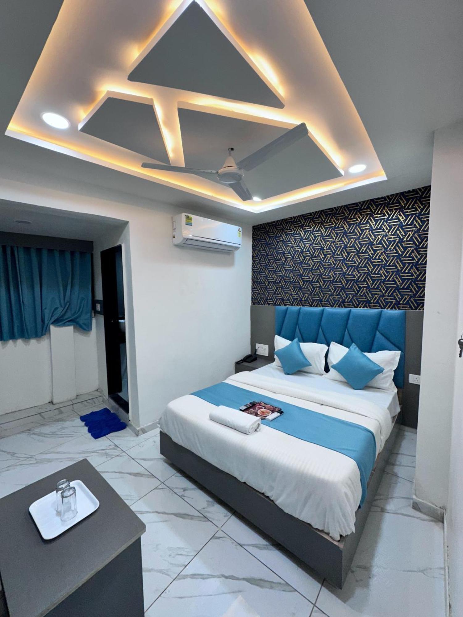 Hotel The Pacific Ahmedabad Airport Exterior foto